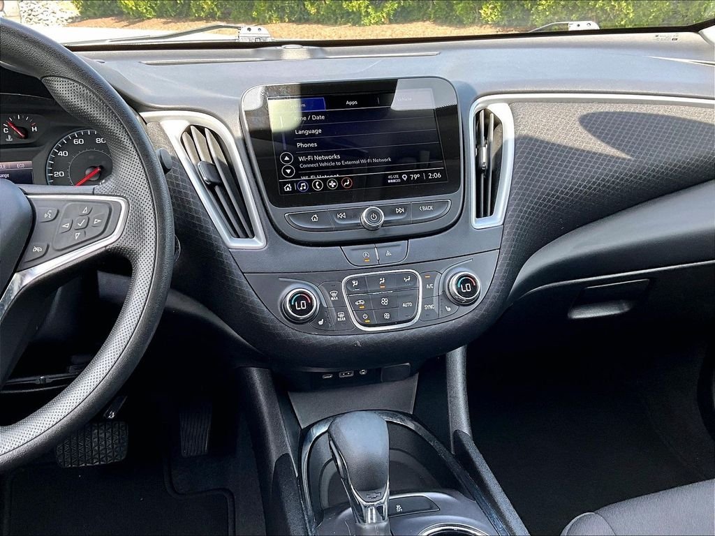 Used 2023 Gray Chevrolet LT image 18