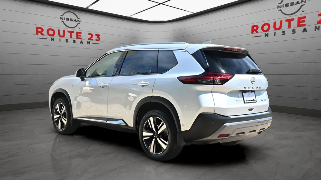 2022 Nissan Rogue SL - Photo 8