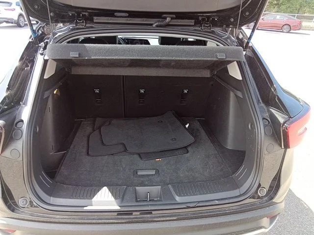 Used 2025 Black Chevrolet LT image 24