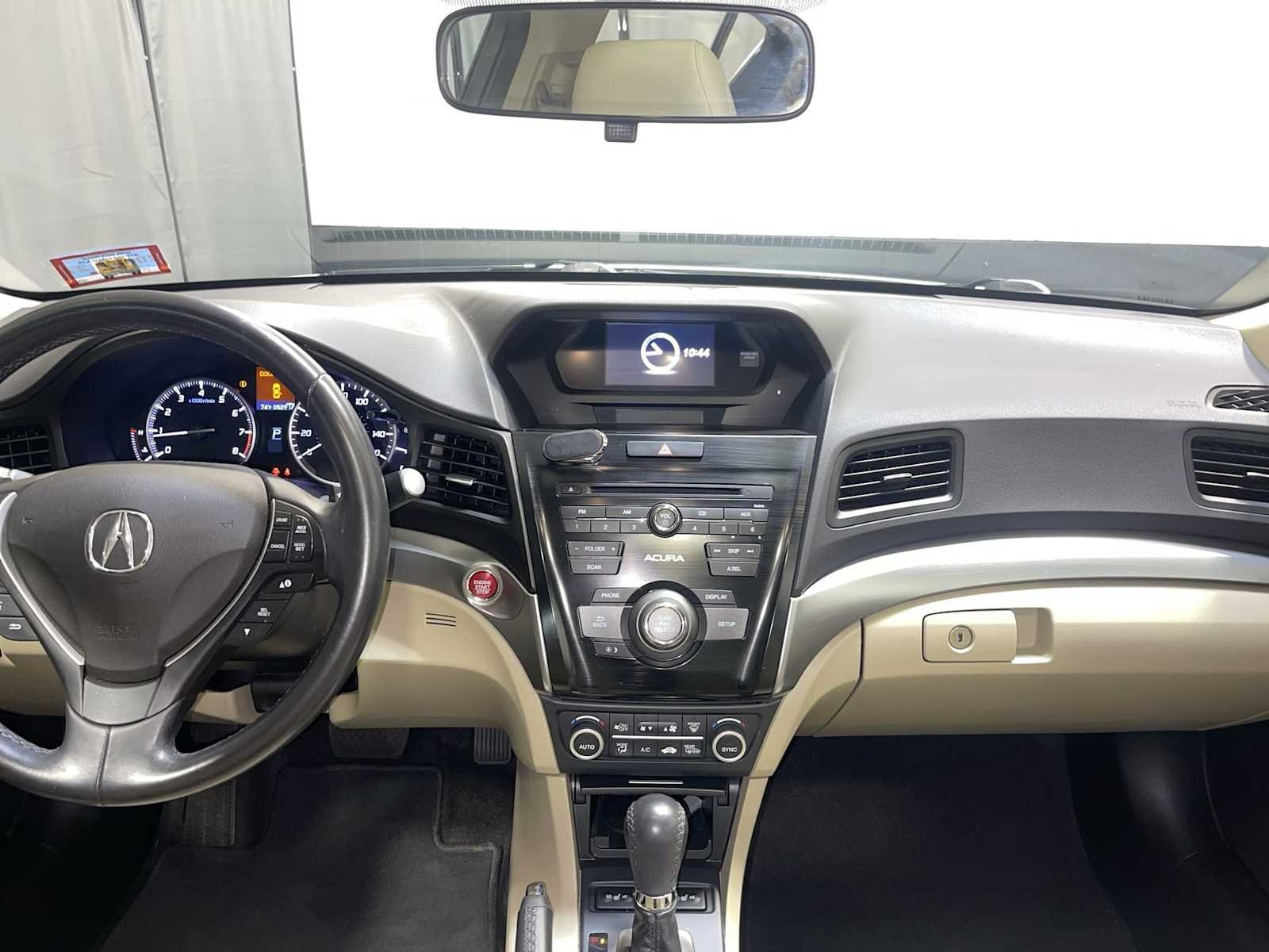 Used 2018 Bellanova White Pearl Acura  image 10