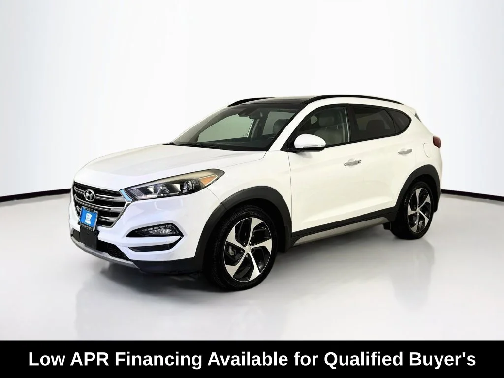 Used 2017 Winter White Hyundai Limited image 3