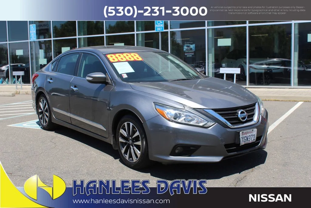 Used 2016 Gray Nissan 2.5 SV image 5