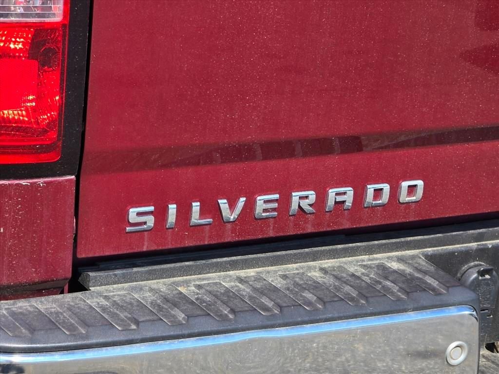 Used 2015 Red Chevrolet LTZ image 13