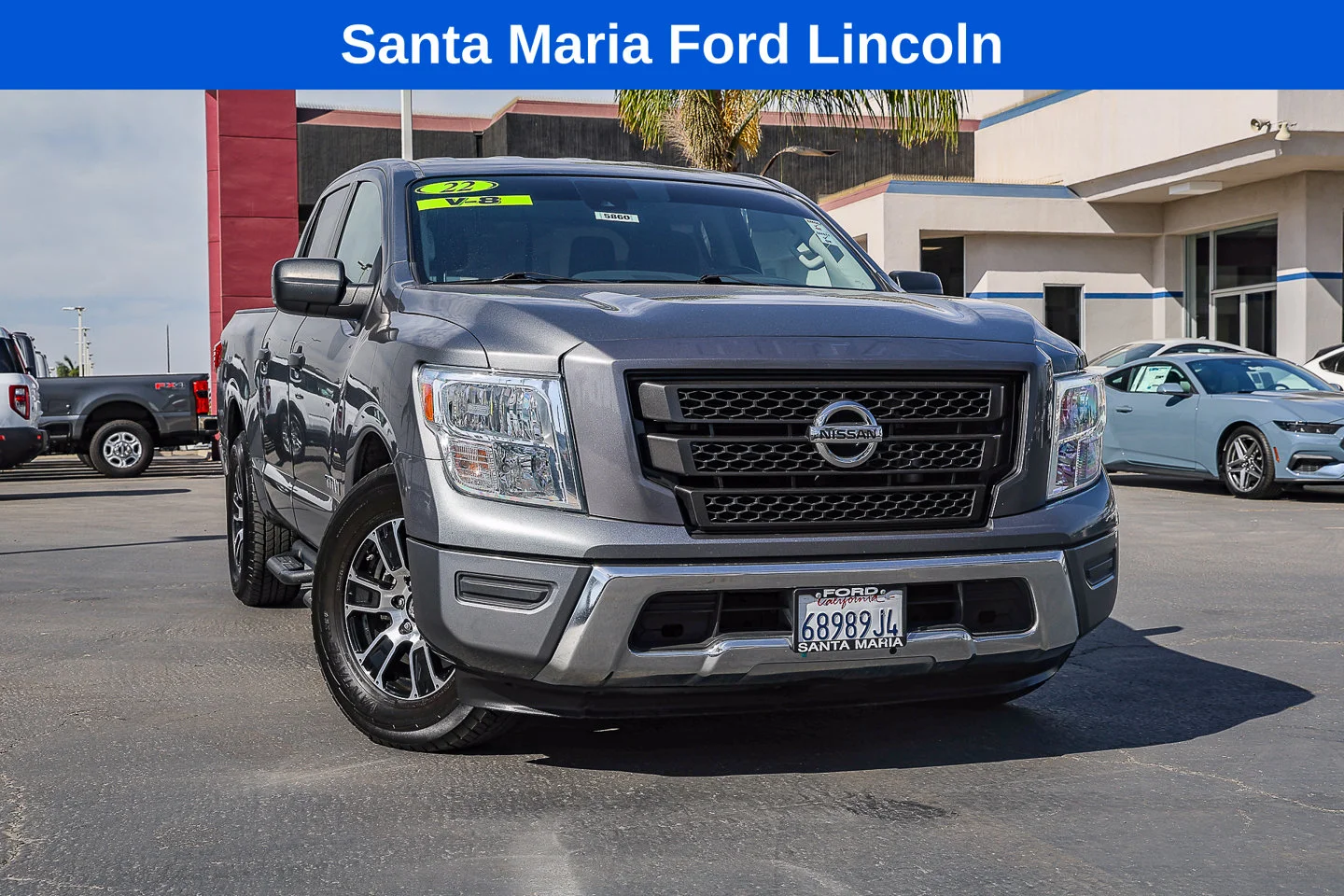 2022 Nissan Titan