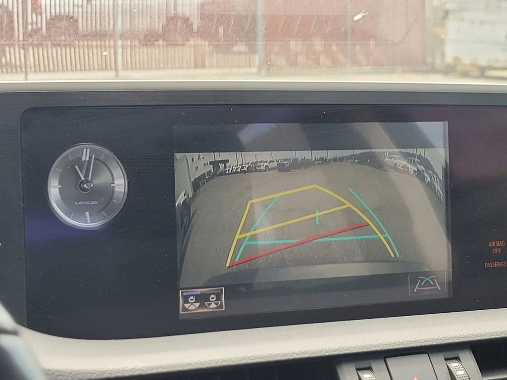 Used 2019  Lexus ES 350 image 18