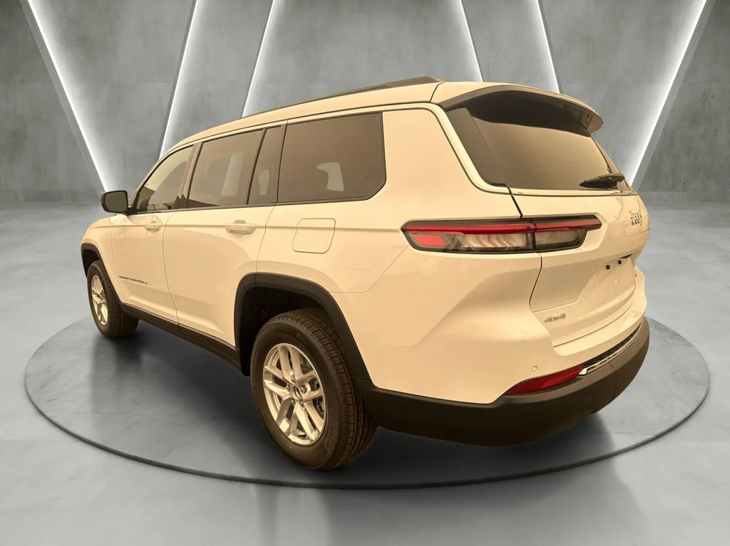New 2026 Bright White Clearcoat Jeep Laredo image 5