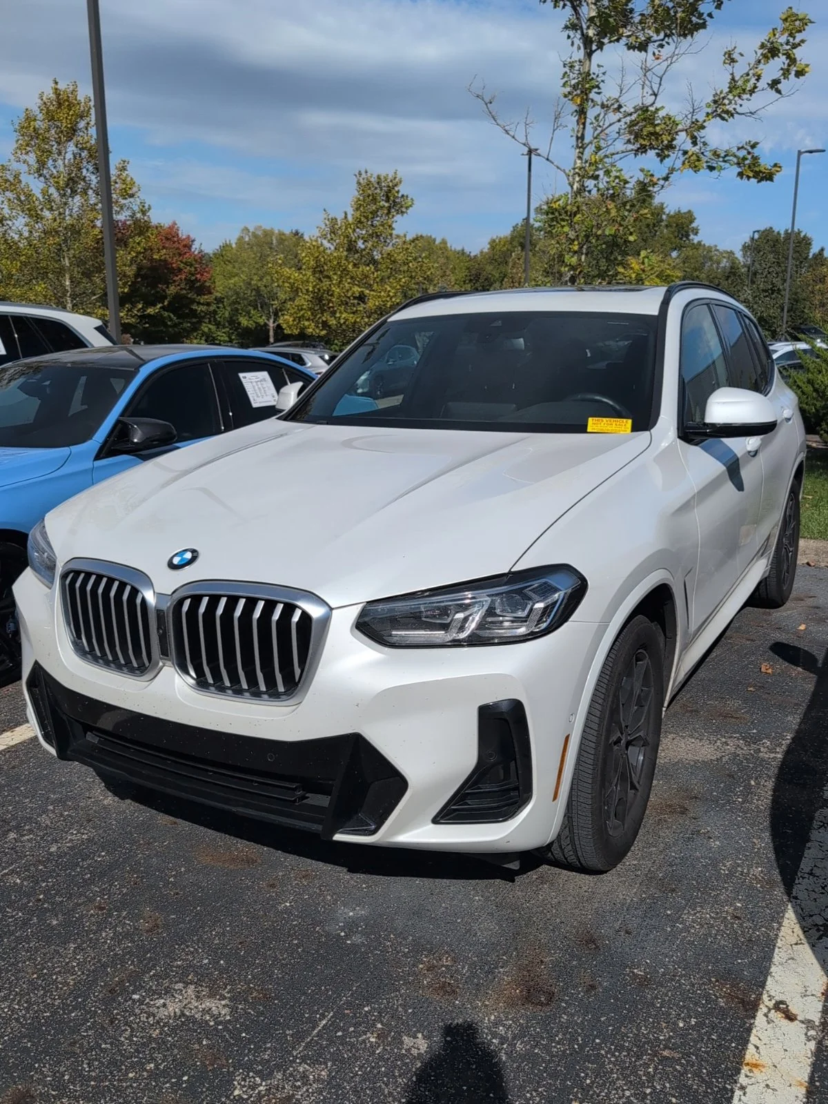 Used 2024 White BMW  image 1