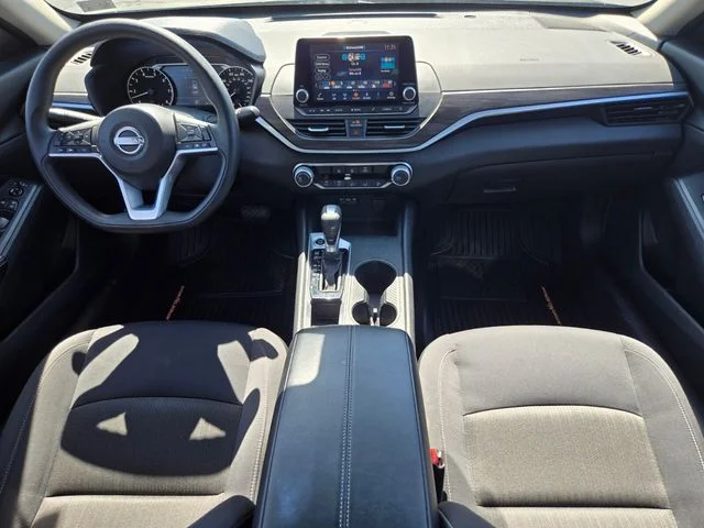 Used 2025 Black Nissan 2.5 SV image 14
