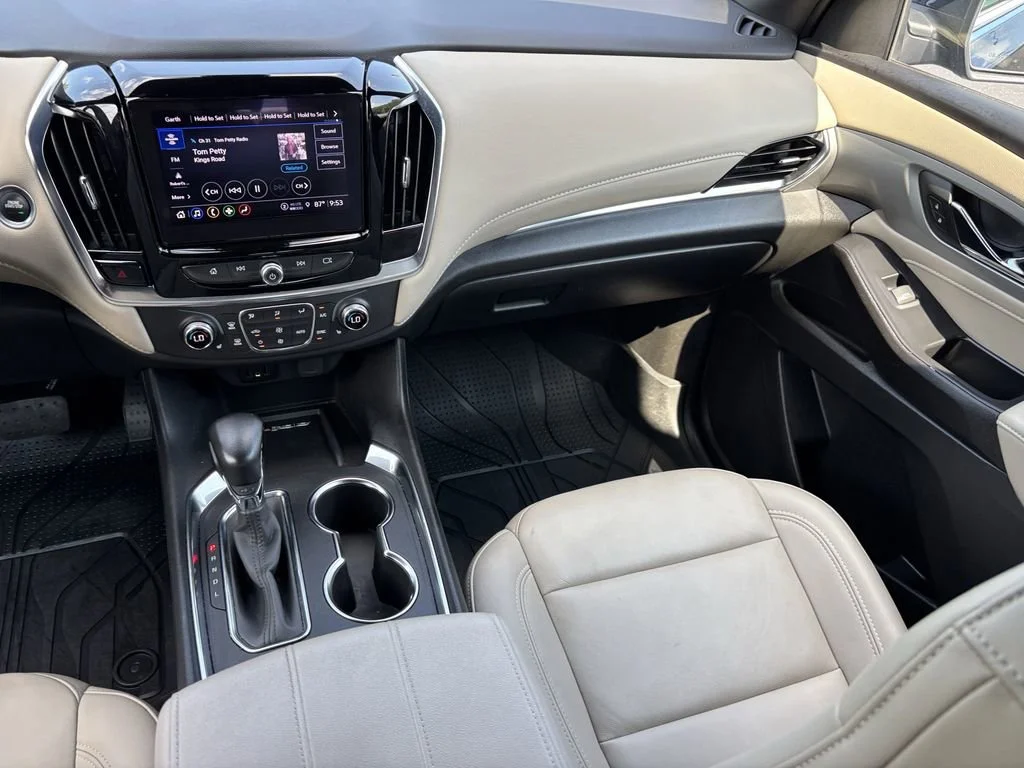 Used 2022 Northsky Blue Metallic Chevrolet LT Leather image 23