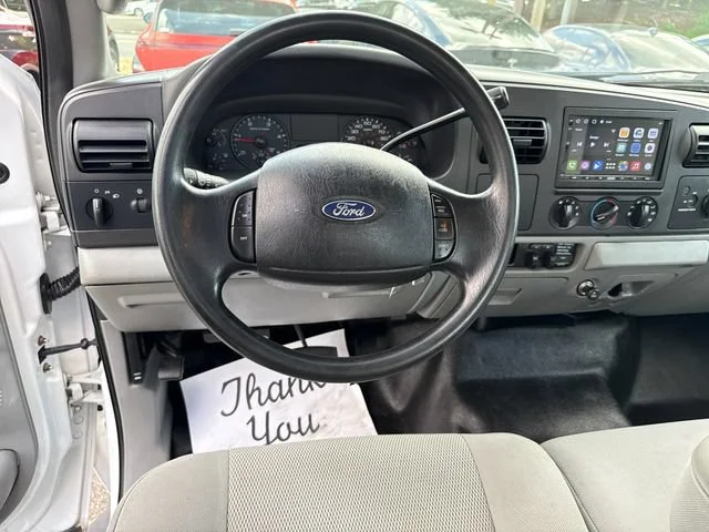 Used 2007 Oxford White Clearcoat Ford XL image 17