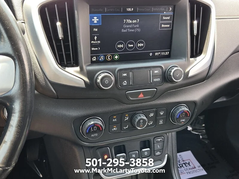 Used 2020 Red Quartz GMC FWD 4DR SLT image 17