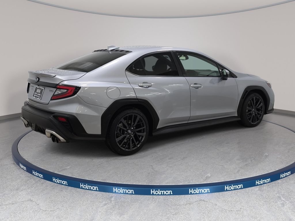 Used 2022 Silver Subaru Limited image 6