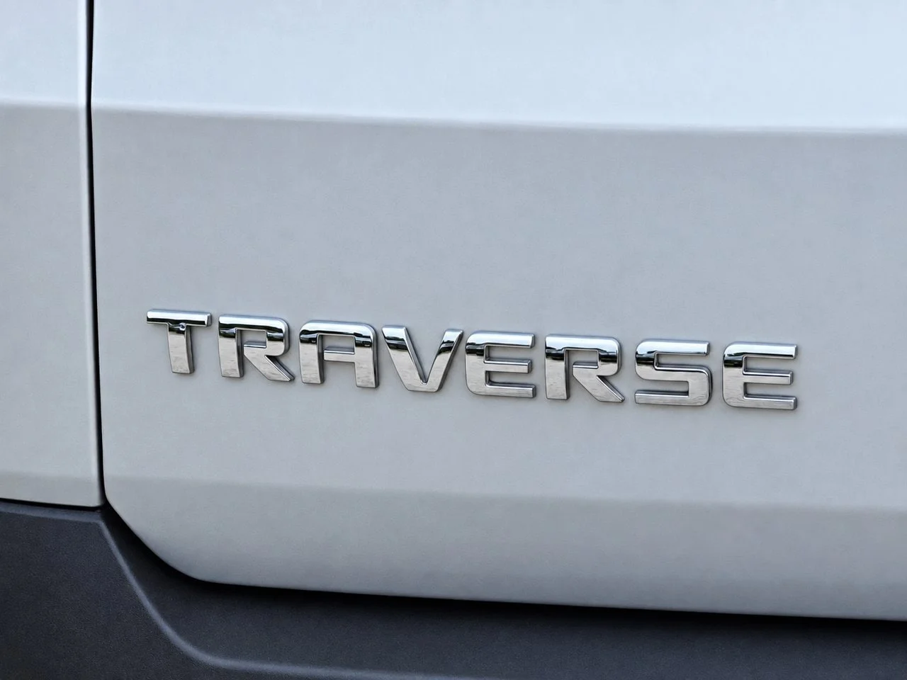 Used 2021 Silver Ice Chevrolet LT Cloth w/1LT image 7