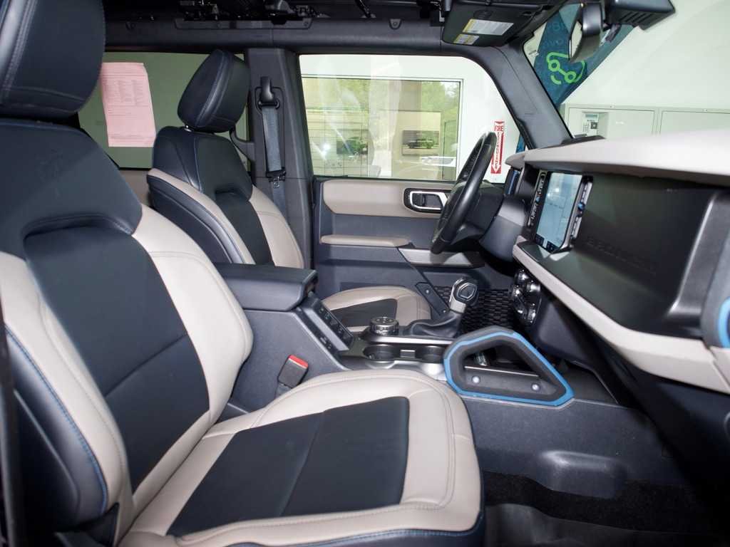 2023 Ford Bronco 4-Door Wildtrak - Photo 31