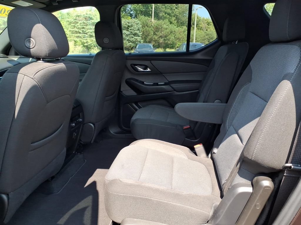 2023 Chevrolet Traverse 1LT - Photo 10
