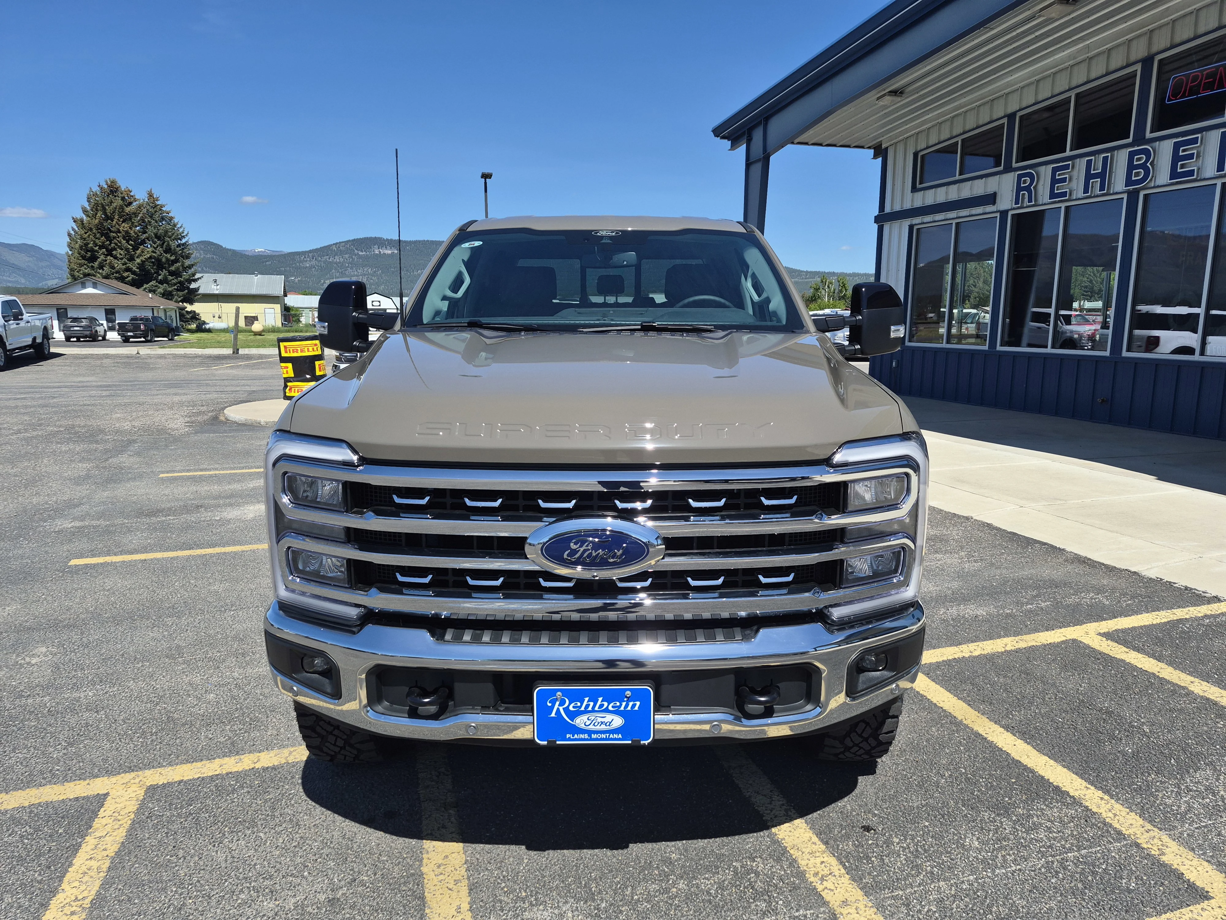 New 2026 Marsh Gray Ford F-350® Lariat® image 18