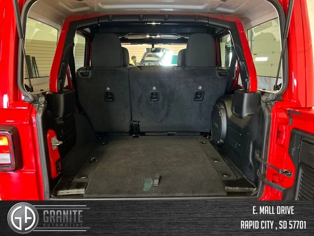 Used 2023 Red Jeep Sahara image 23