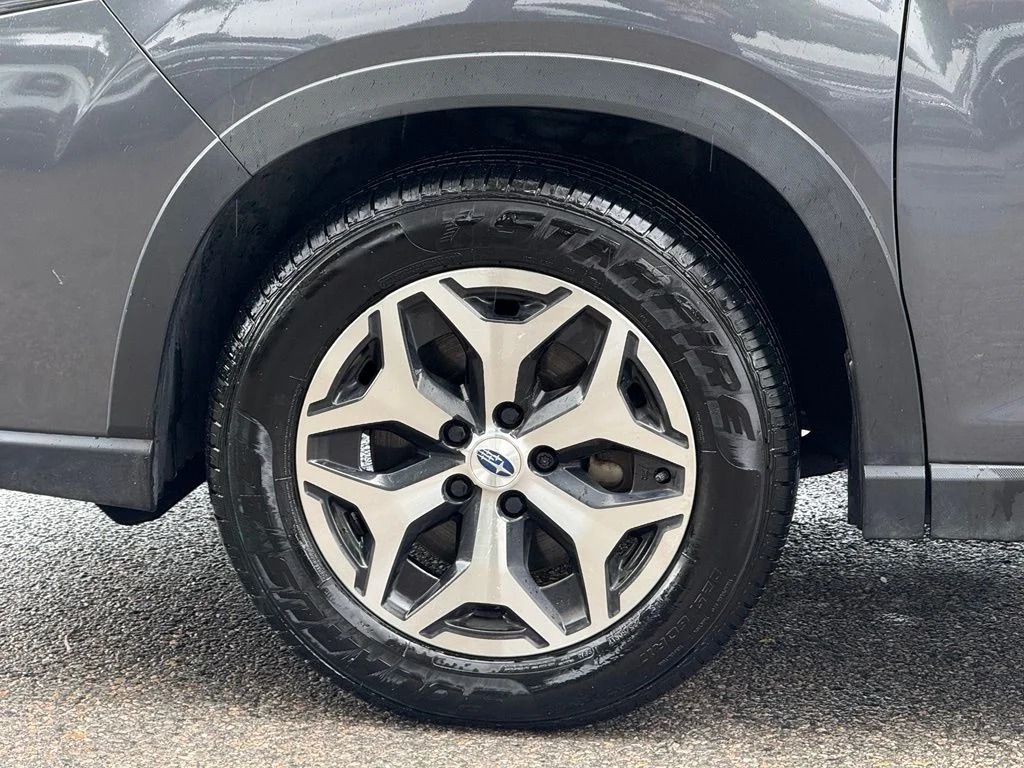 Used 2023 Gray Subaru Premium image 6