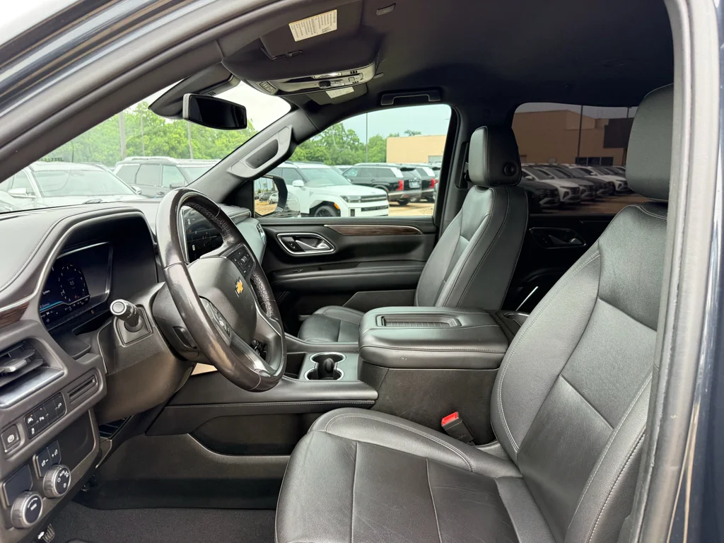 Used 2022 Evergreen Gray Metallic Chevrolet LT image 14