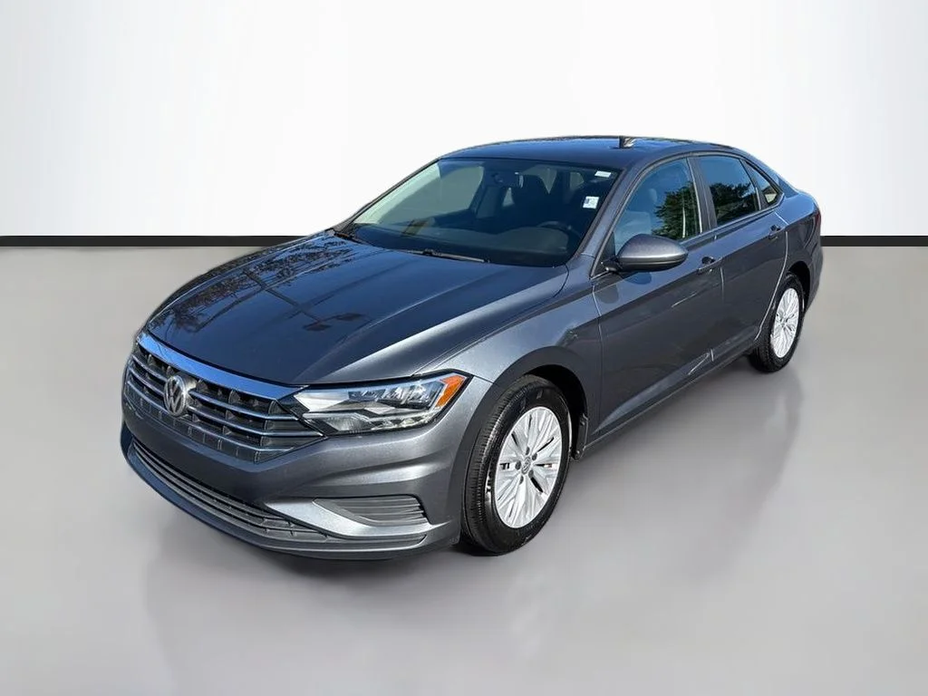 Used 2019 Platinum Gray Metallic Volkswagen 1.4T S image 7