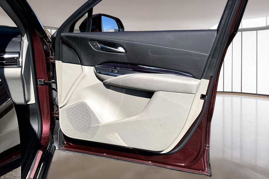 Used 2023 Red Cadillac Luxury image 19