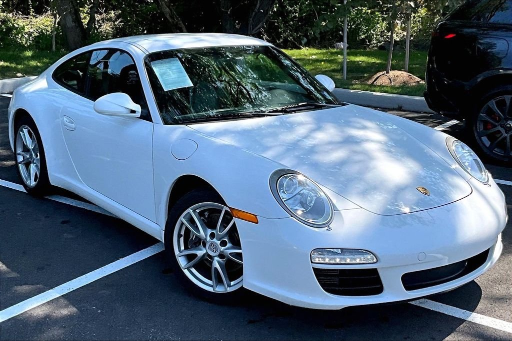 Used 2011 White Porsche Carrera image 11