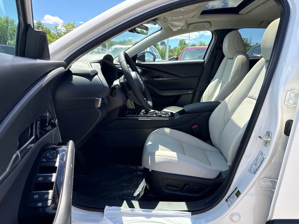New 2026 Snowflake White Pearl Mazda 2.5 Turbo Premium Plus AWD image 9