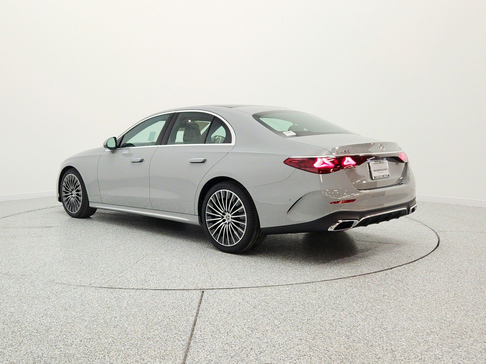 New 2026 MANUFAKTUR Alpine Grey Mercedes-Benz E 450 4MATIC® Sedan image 7