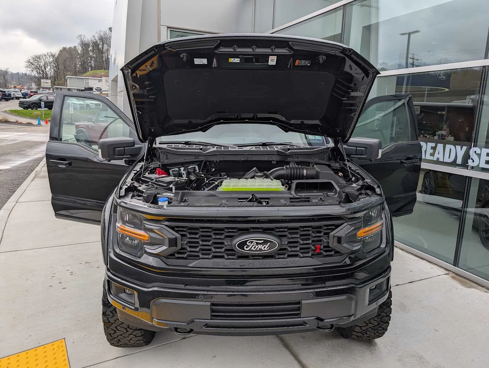 New 2026 Agate Black Metallic Ford XLT image 11