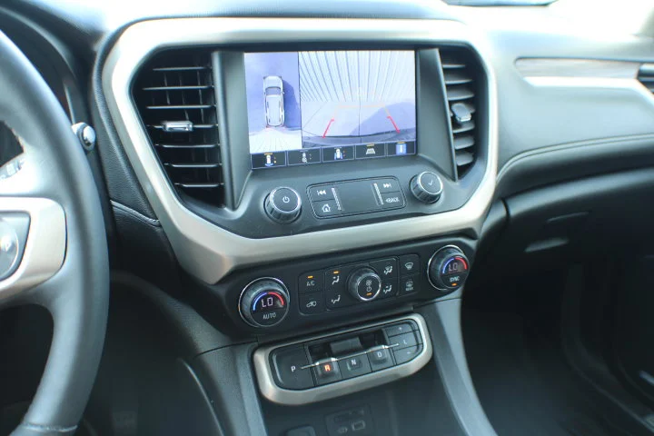 2021 GMC Acadia Denali - Photo 16