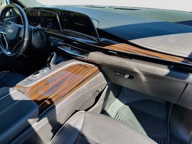 Used 2023 White Cadillac Premium Luxury image 28
