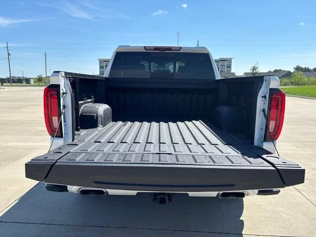 Used 2023 White Frost Tricoat GMC Denali Ultimate image 17