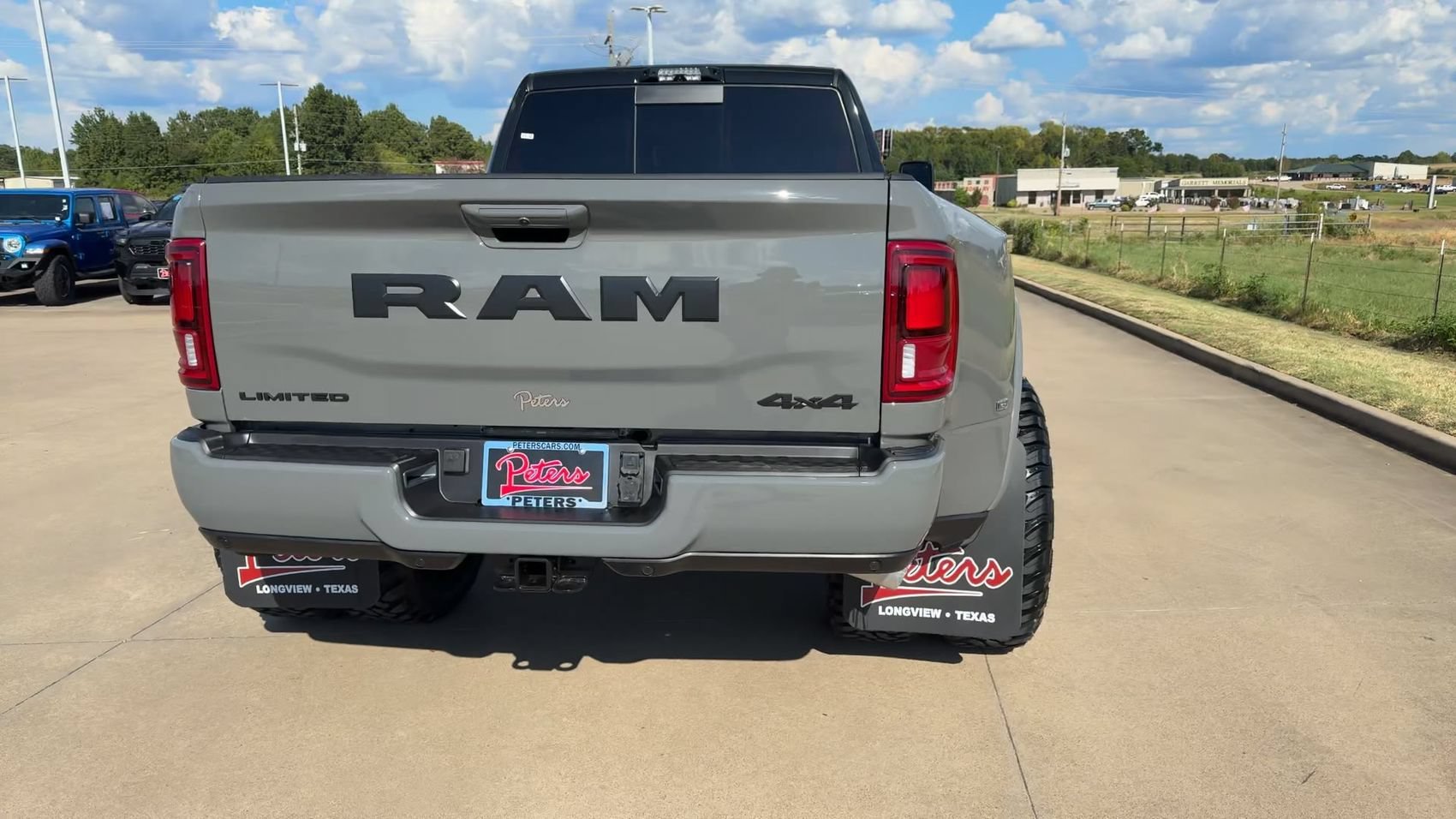 New 2026 Ceramic Gray Clearcoat Ram Limited image 8