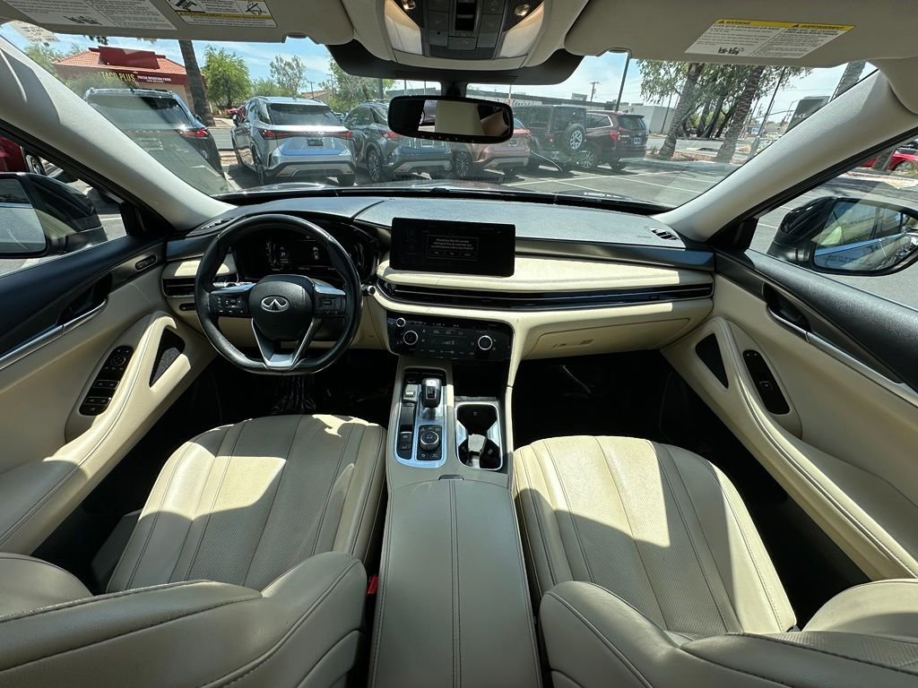 Used 2022 Gray INFINITI LUXE image 18