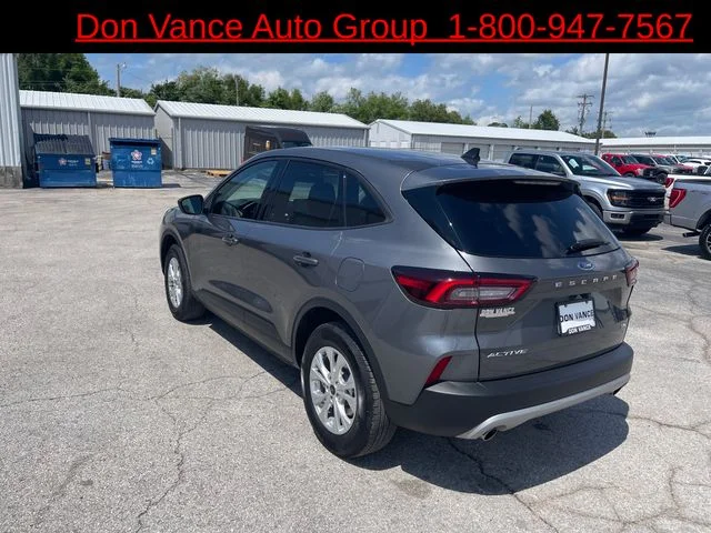 Used 2025 Gray Ford Active image 3