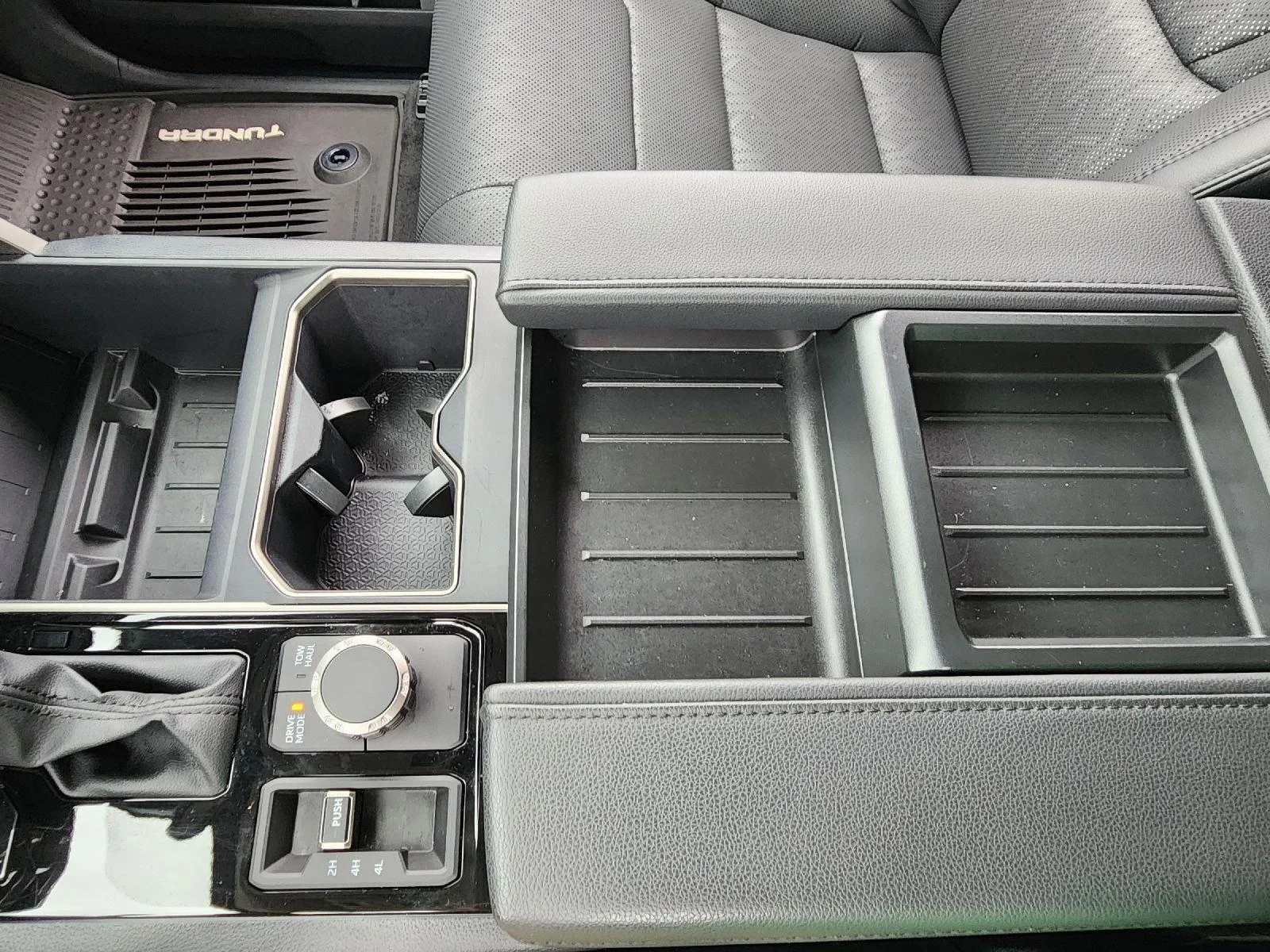 Used 2023 Ice Cap Toyota SR5 image 19