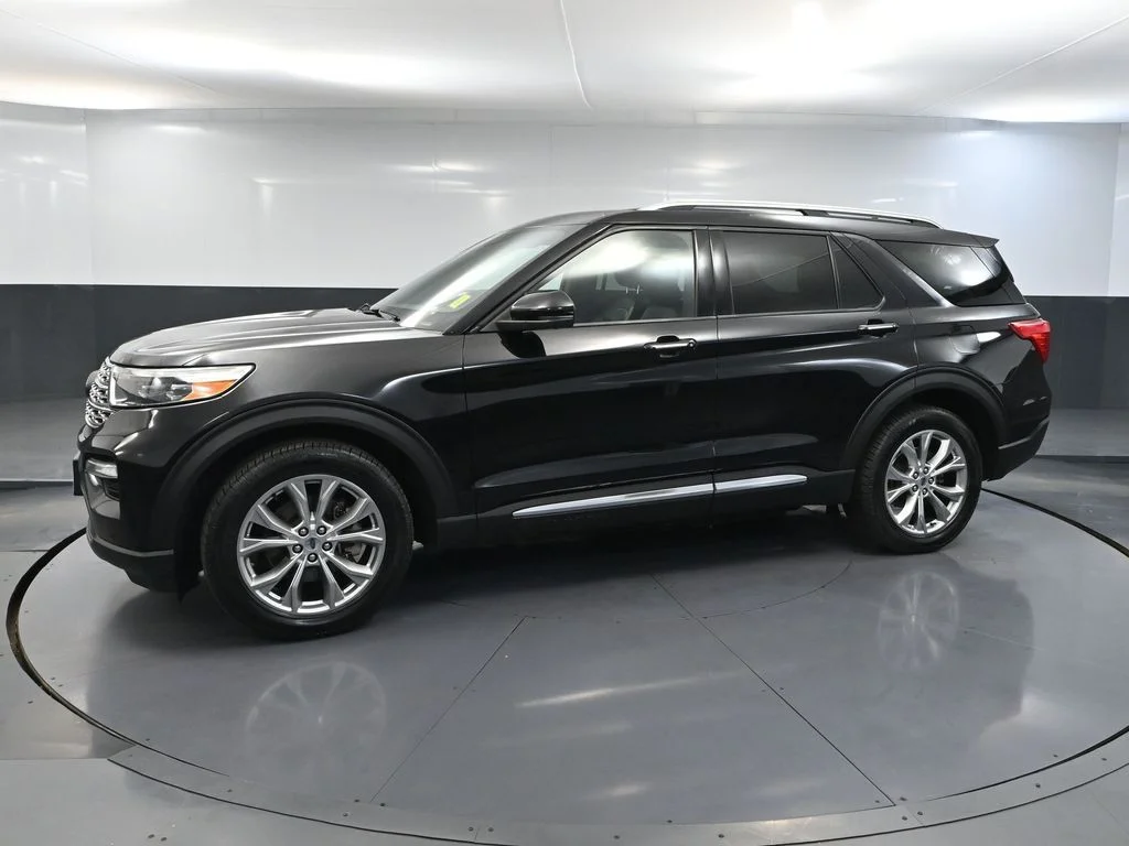 Used 2020 Black Ford Limited image 10