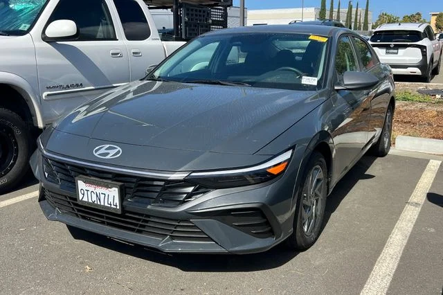 Used 2025 Gray Hyundai Blue image 2