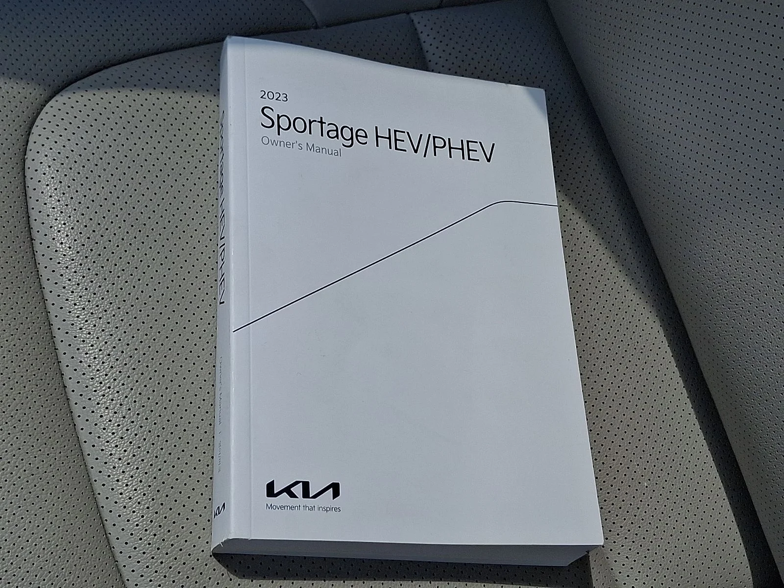 Used 2023 Black Kia EX image 27