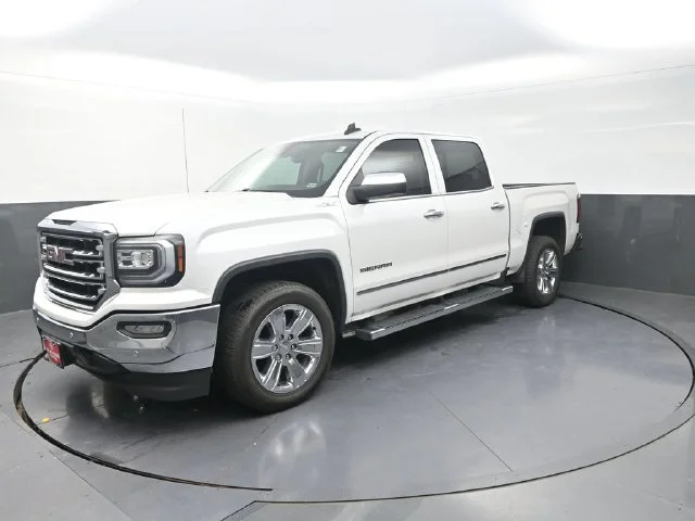 Used 2018 White GMC SLT image 3