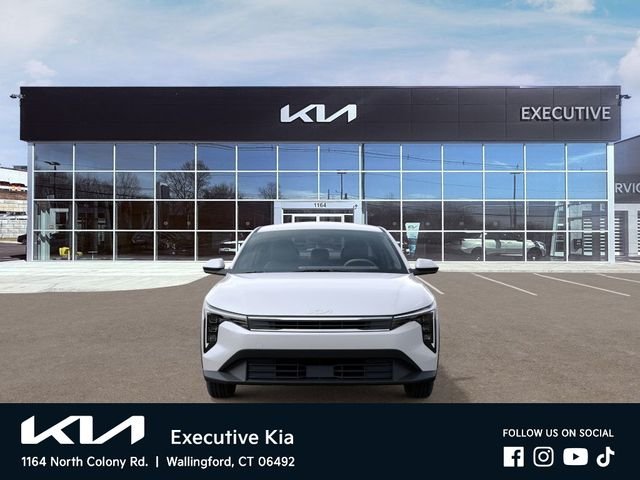 New 2026 Snow White Pearl Kia LXS image 2