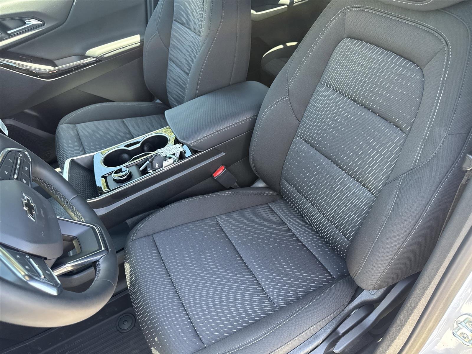 2026 Chevrolet Equinox LT - Photo 37