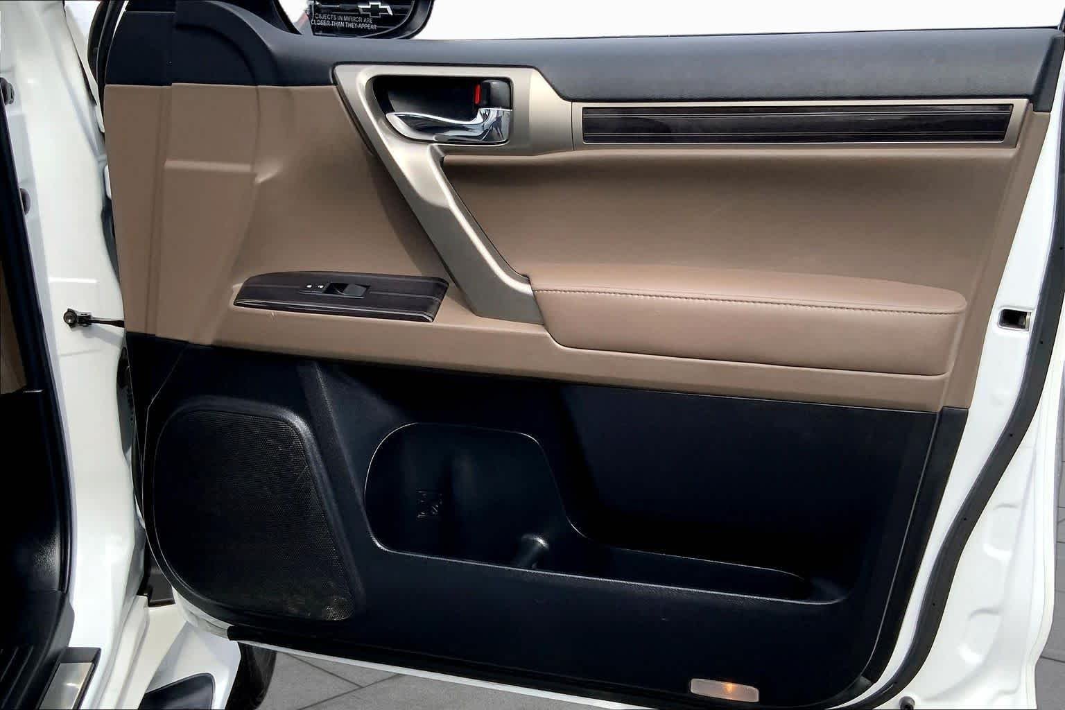 Used 2021 Starfire Pearl Lexus Premium image 23