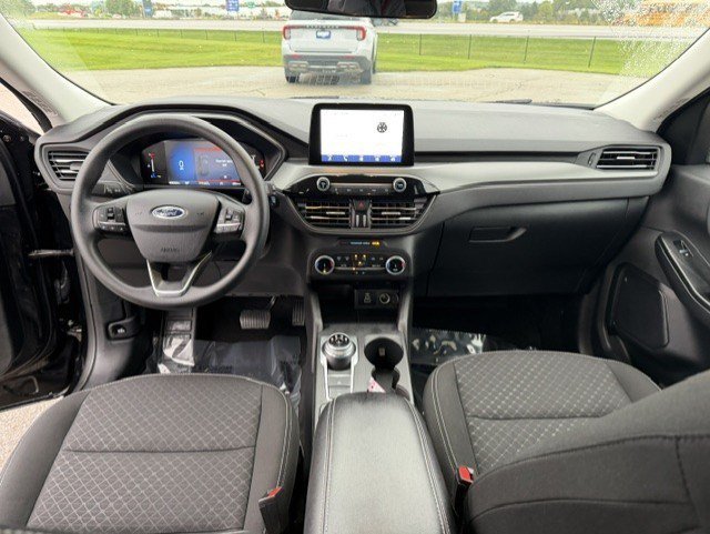 Used 2025 Black Metallic Ford Active image 26