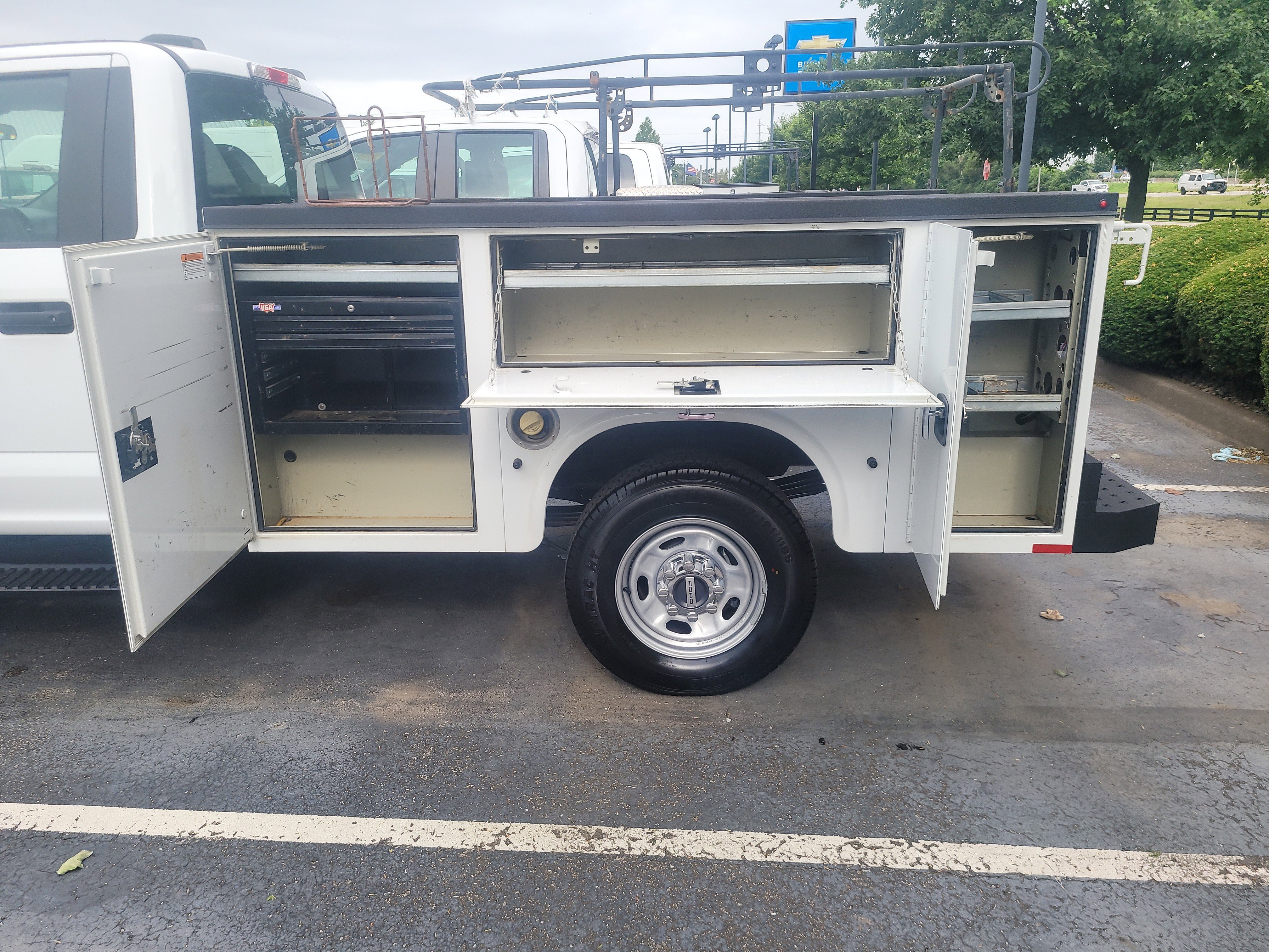 Used 2022 Oxford White Ford XL image 11