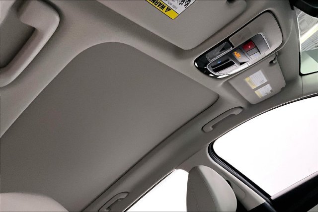 Used 2025 Deep Sea Hyundai SEL Convenience image 20