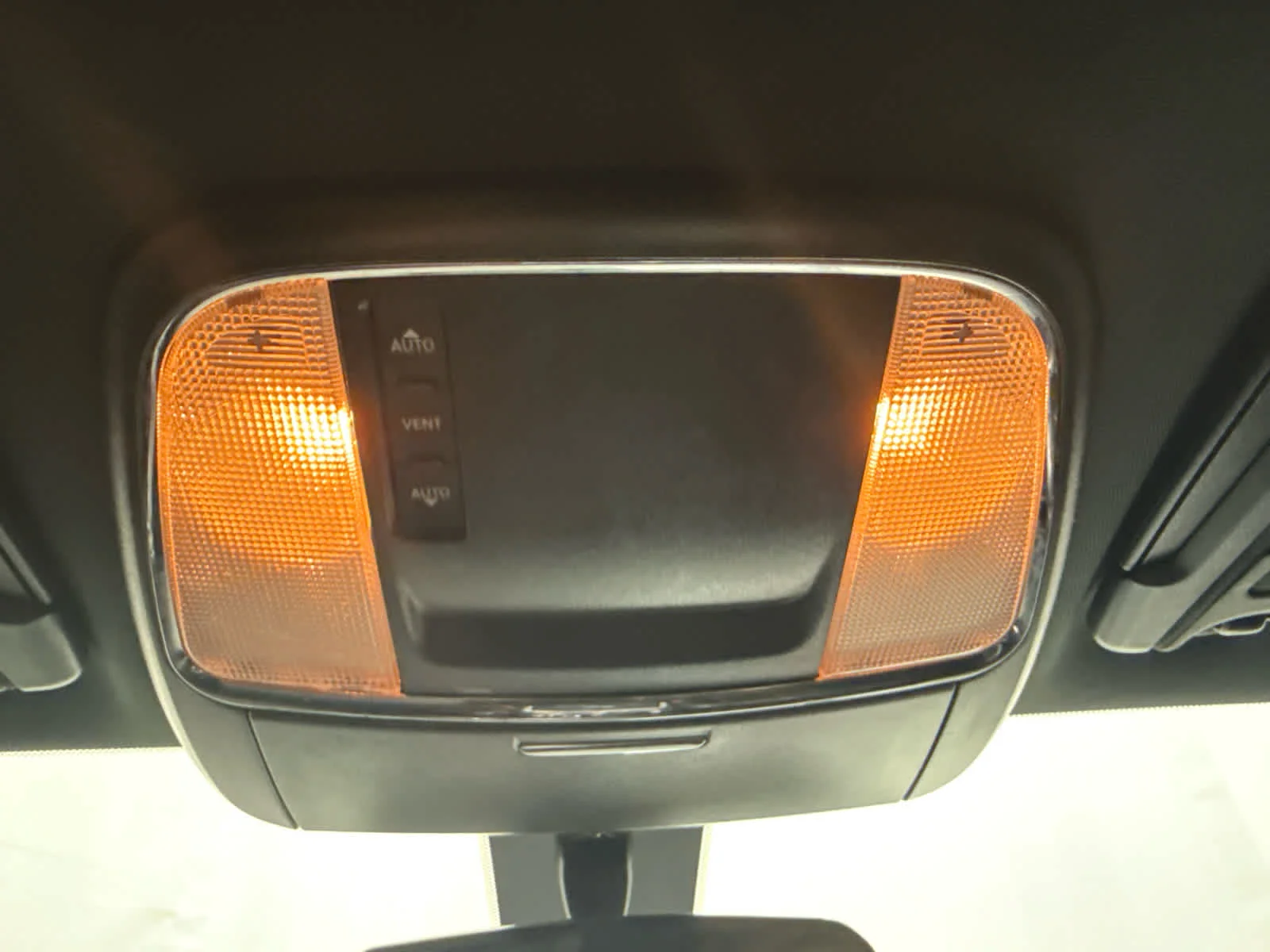 Used 2021 Gray Dodge SXT RWD image 21