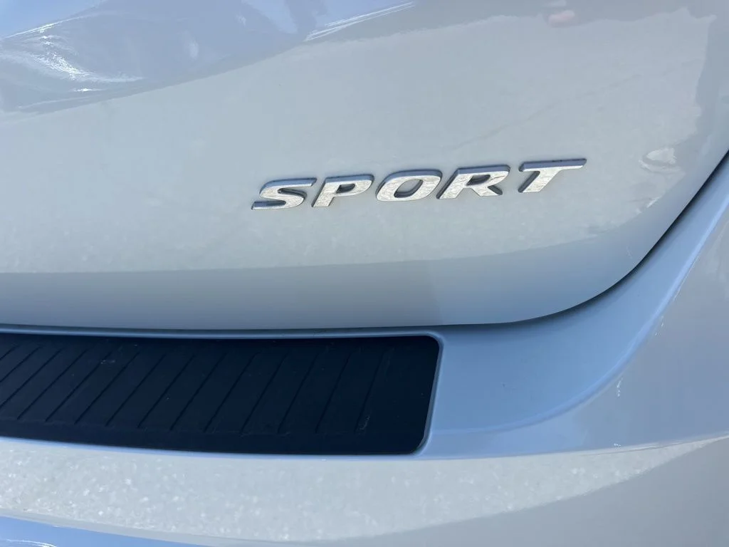 Used 2025 White Honda Sport-L image 32