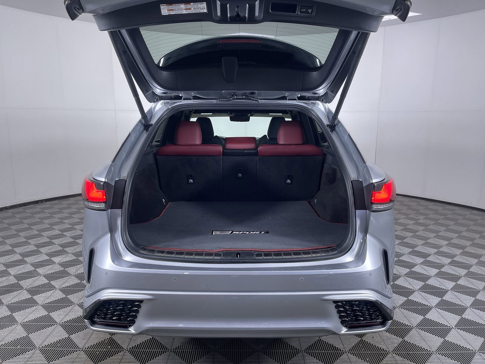 Used 2023 Iridium Lexus RX 500h F SPORT Performance image 25