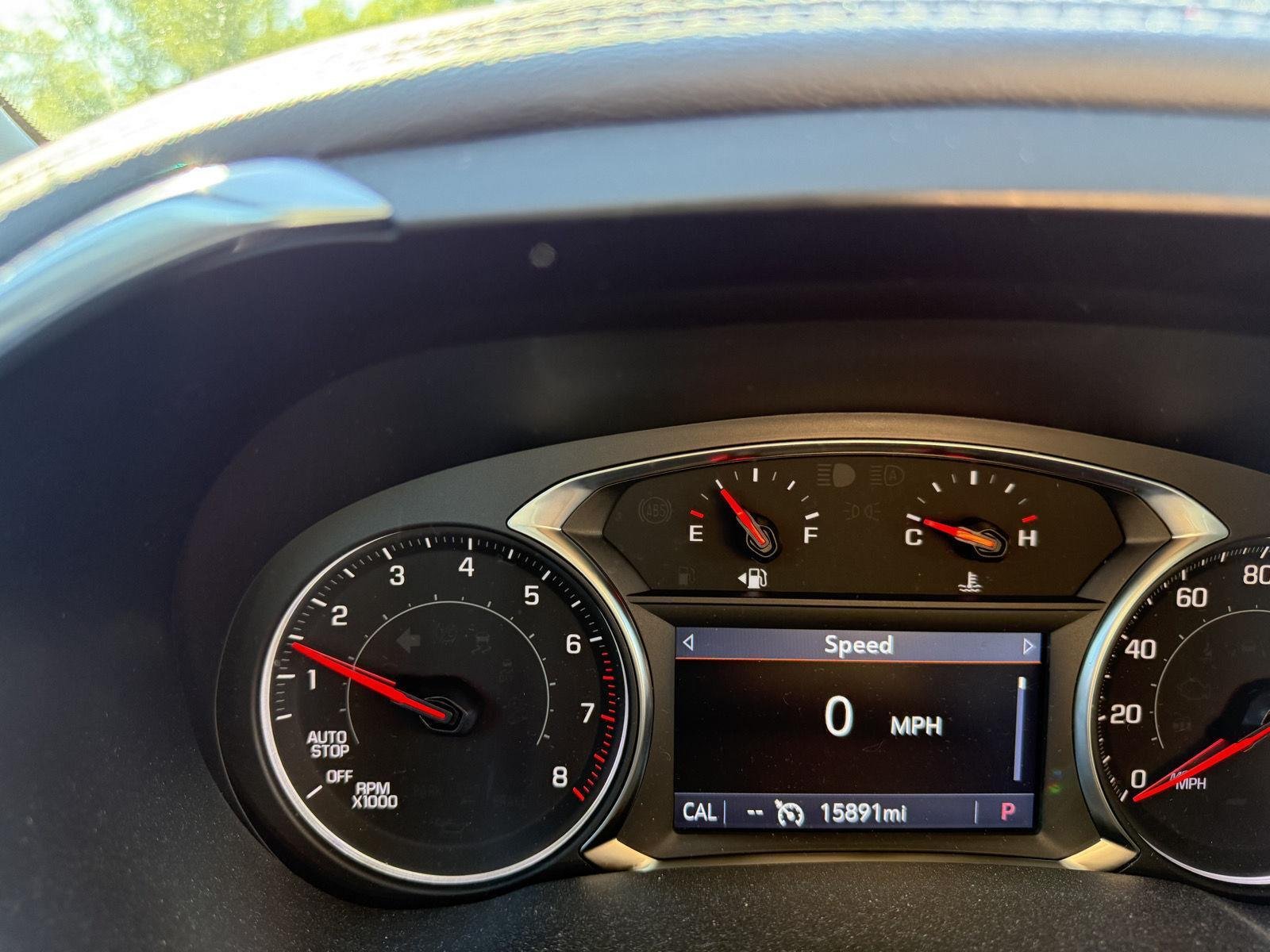 Used 2024 Summit White Chevrolet LT image 6